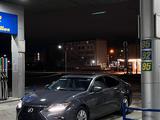 Lexus ES 300h 2014 годаүшін9 500 000 тг. в Актау – фото 4