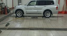 Mitsubishi Pajero 2006 годаүшін9 800 000 тг. в Уральск – фото 2