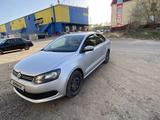 Volkswagen Polo 2015 года за 5 500 000 тг. в Костанай – фото 2