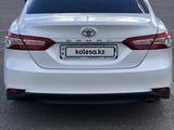 Toyota Camry 2018 годаүшін14 000 000 тг. в Астана – фото 4