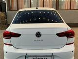 Volkswagen Polo 2021 года за 7 800 000 тг. в Атырау – фото 5