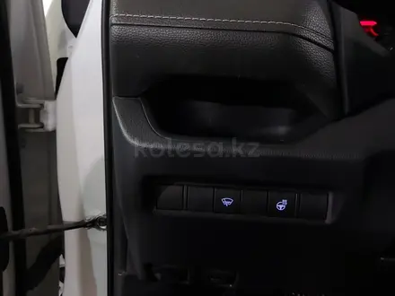 Toyota RAV4 2019 года за 12 990 000 тг. в Шымкент – фото 23