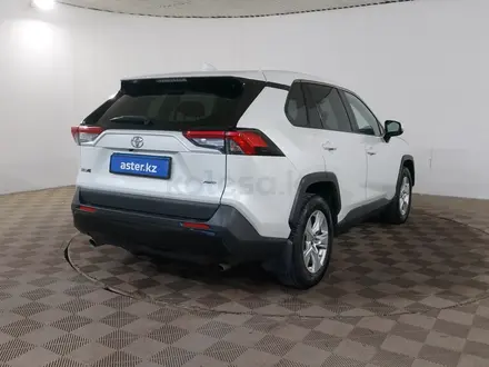 Toyota RAV4 2019 года за 12 990 000 тг. в Шымкент – фото 5