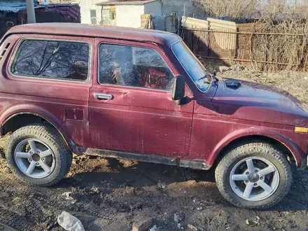 ВАЗ (Lada) Lada 2121 1998 года за 820 000 тг. в Астана – фото 2