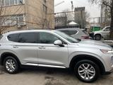 Hyundai Santa Fe 2019 года за 14 100 000 тг. в Алматы – фото 3