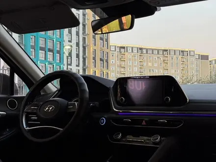 Hyundai Sonata 2021 года за 10 000 000 тг. в Актау – фото 12
