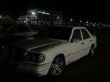 Mercedes-Benz E 230 1988 года за 1 000 000 тг. в Алматы – фото 4