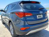 Hyundai Santa Fe 2018 года за 8 000 000 тг. в Актау – фото 2