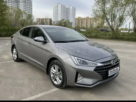 Hyundai Elantra 2020 года за 9 100 000 тг. в Астана