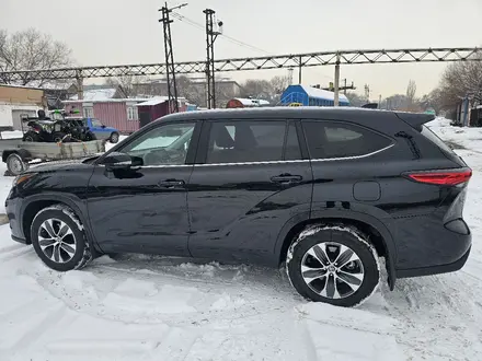 Toyota Highlander 2022 года за 20 500 000 тг. в Алматы – фото 3