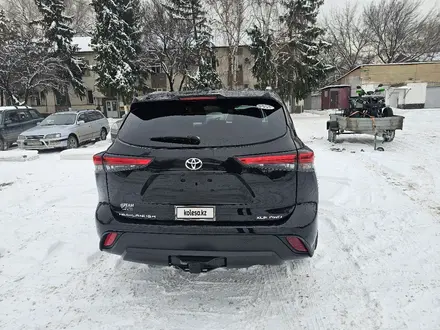 Toyota Highlander 2022 года за 20 500 000 тг. в Алматы – фото 5