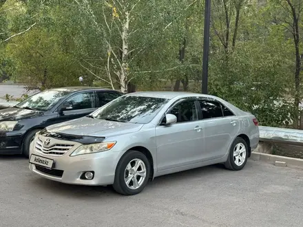 Toyota Camry 2010 года за 8 300 000 тг. в Караганда – фото 3