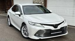 Toyota Camry 2018 года за 14 500 000 тг. в Алматы