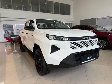 Toyota Hilux Comfort 2026 года за 27 890 000 тг. в Актобе