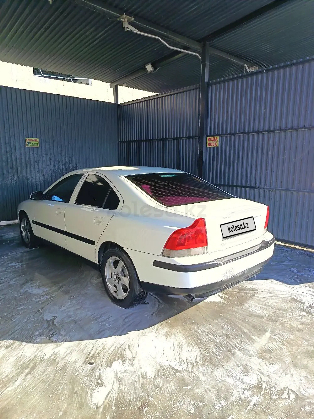 Volvo S60, 2002