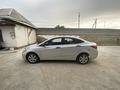 Hyundai Solaris 2013 года за 2 500 000 тг. в Сарыагаш – фото 3