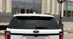 Ford Explorer 2016 года за 11 700 000 тг. в Петропавловск – фото 4