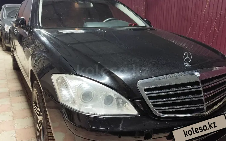 Mercedes-Benz S 500 2007 годаfor6 000 000 тг. в Алматы