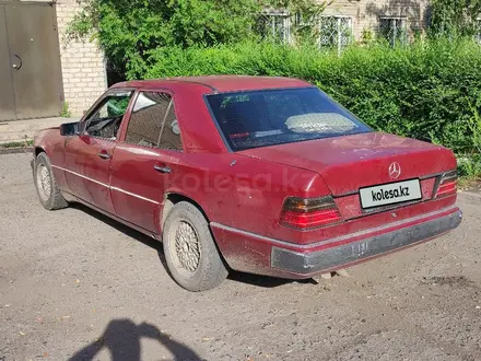 Mercedes-Benz E 200 1990 года за 1 100 000 тг. в Экибастуз – фото 3