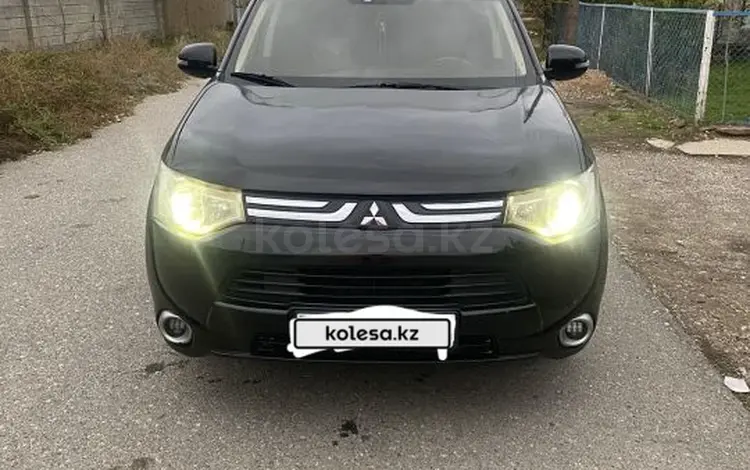 Mitsubishi Outlander 2013 годаүшін7 000 000 тг. в Шымкент