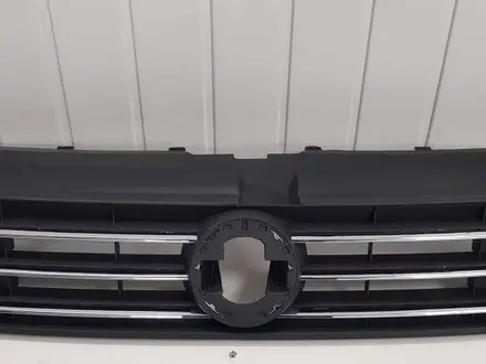 Решетка радиатора на Volkswagen Polo за 20 000 тг. в Алматы