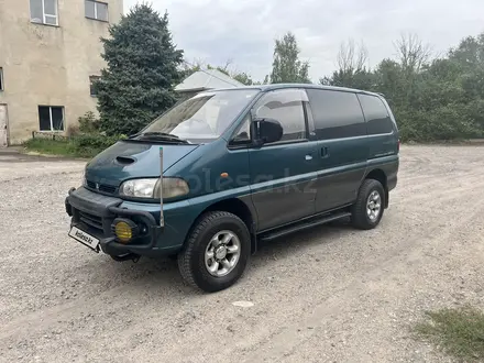 Mitsubishi Delica 1994 года за 4 000 000 тг. в Алматы