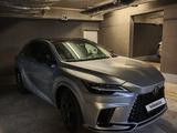 Lexus RX 500h 2023 годаүшін38 500 000 тг. в Алматы – фото 2