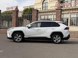 Toyota RAV4 2021 года за 12 900 000 тг. в Алматы – фото 5