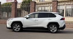 Toyota RAV4 2021 годаүшін12 900 000 тг. в Алматы – фото 5