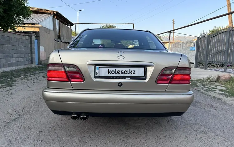 Mercedes-Benz E 320 1996 года за 3 500 000 тг. в Тараз