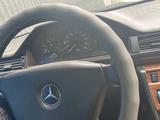 Mercedes-Benz E 230 1990 годаүшін430 000 тг. в Алматы