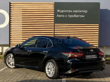 Toyota Camry 2020 года за 14 740 000 тг. в Алматы – фото 4