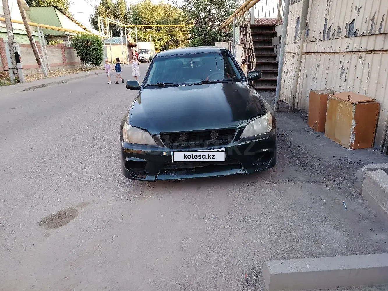 Lexus is-200, 1999