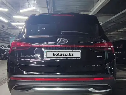 Hyundai Santa Fe 2021 года за 19 000 000 тг. в Алматы – фото 8