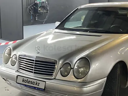 Mercedes-Benz E 280 1997 года за 2 700 000 тг. в Алматы – фото 7