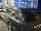 Mercedes-Benz E 220 1994 года за 1 000 000 тг. в Алматы – фото 4