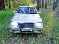 Mercedes-Benz C 220 1993 года за 2 000 000 тг. в Семей