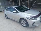 Hyundai Elantra 2018 года за 8 000 000 тг. в Тараз – фото 2