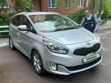 Kia Carens 2013 года за 7 000 000 тг. в Астана – фото 2