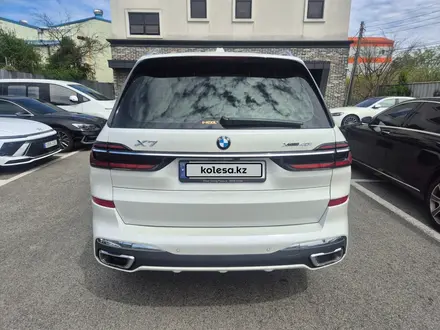 BMW X7 XDrive 40i 2023 года за 50 000 000 тг. в Алматы – фото 3
