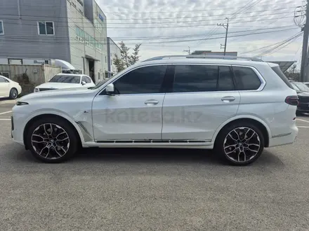 BMW X7 XDrive 40i 2023 года за 50 000 000 тг. в Алматы – фото 2