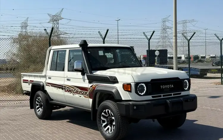 Toyota Land Cruiser Luxe 2026 года за 49 000 000 тг. в Алматы