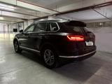 Volkswagen Touareg 2022 года за 26 300 000 тг. в Алматы – фото 3