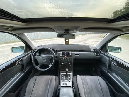 Mercedes-Benz E 280 1999 года за 3 900 000 тг. в Алматы – фото 9