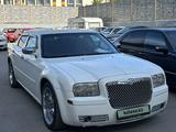 Chrysler 300C 2004 годаfor4 200 000 тг. в Караганда – фото 2