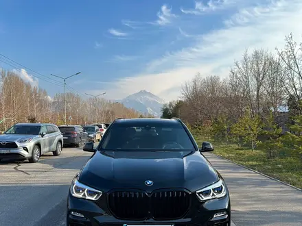 BMW X5 2019 года за 32 000 000 тг. в Алматы – фото 20