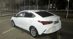 Hyundai Accent 2022 года за 8 550 000 тг. в Астана – фото 2