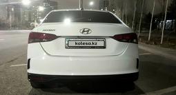 Hyundai Accent 2022 года за 8 550 000 тг. в Астана – фото 4