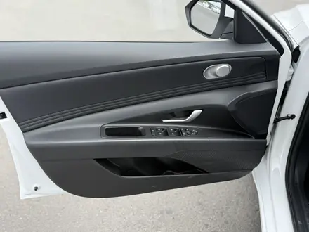 Hyundai Elantra 2024 года за 8 250 000 тг. в Караганда – фото 18