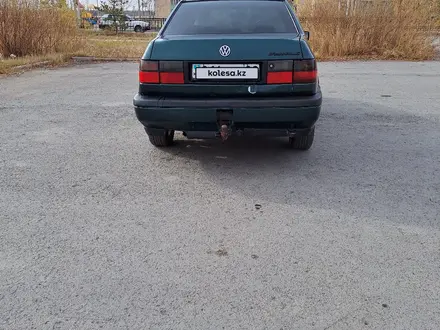 Volkswagen Vento 1996 года за 1 300 000 тг. в Караганда – фото 4